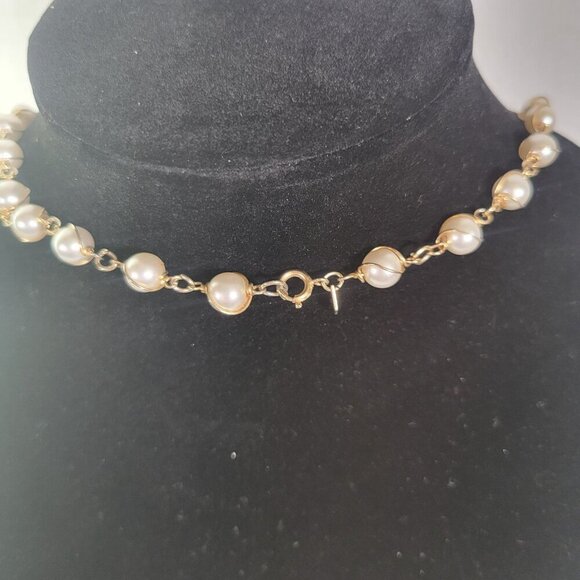 Vintage Sarah Coventry Gold-Tone Elegant Faux Pearl Necklace & Bracelet Set - Picture 3 of 5
